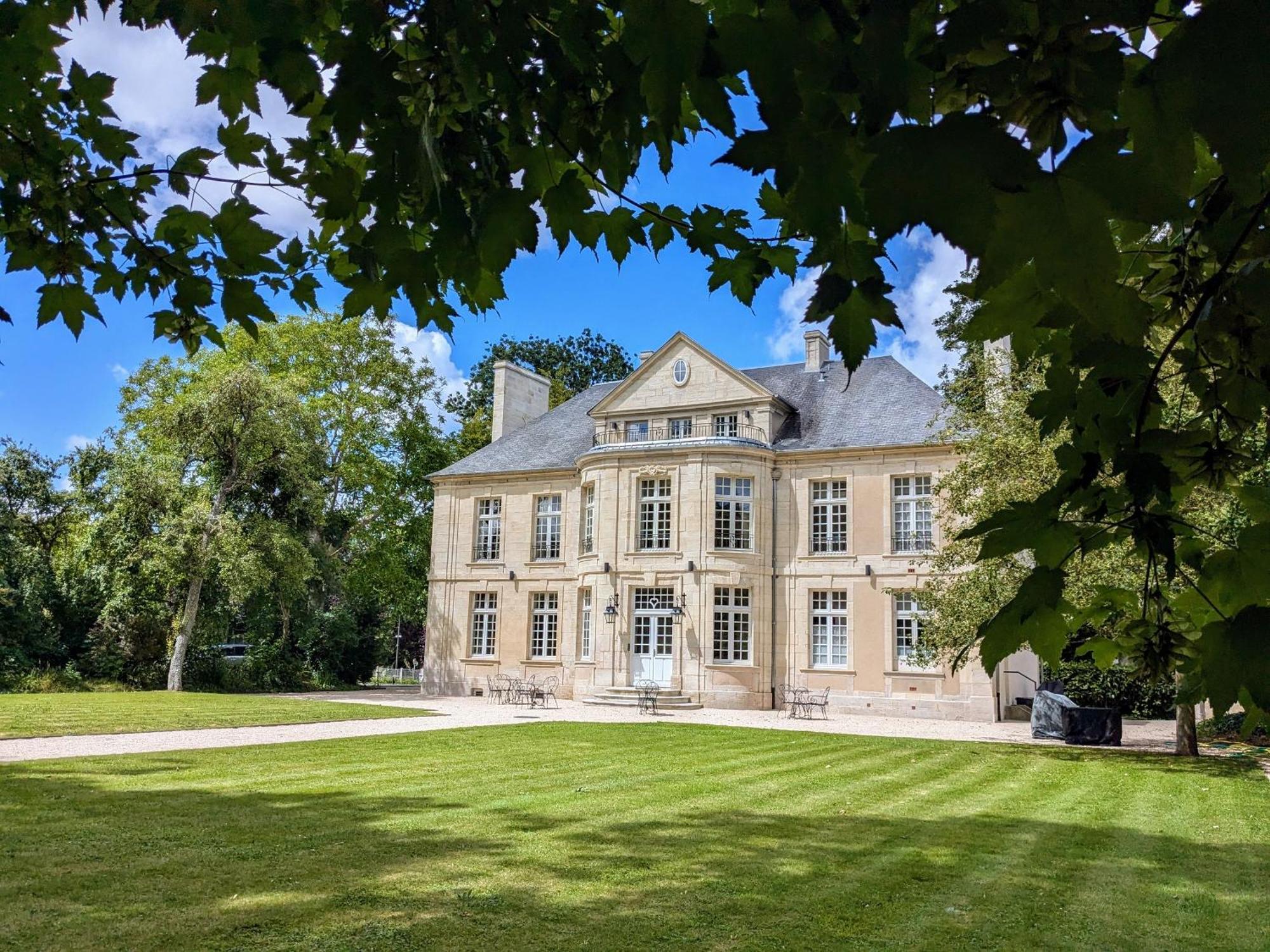 Hotel 4 Etoiles Chateau - Domaine De Coeurmandie Beny-sur-Mer Eksteriør bilde