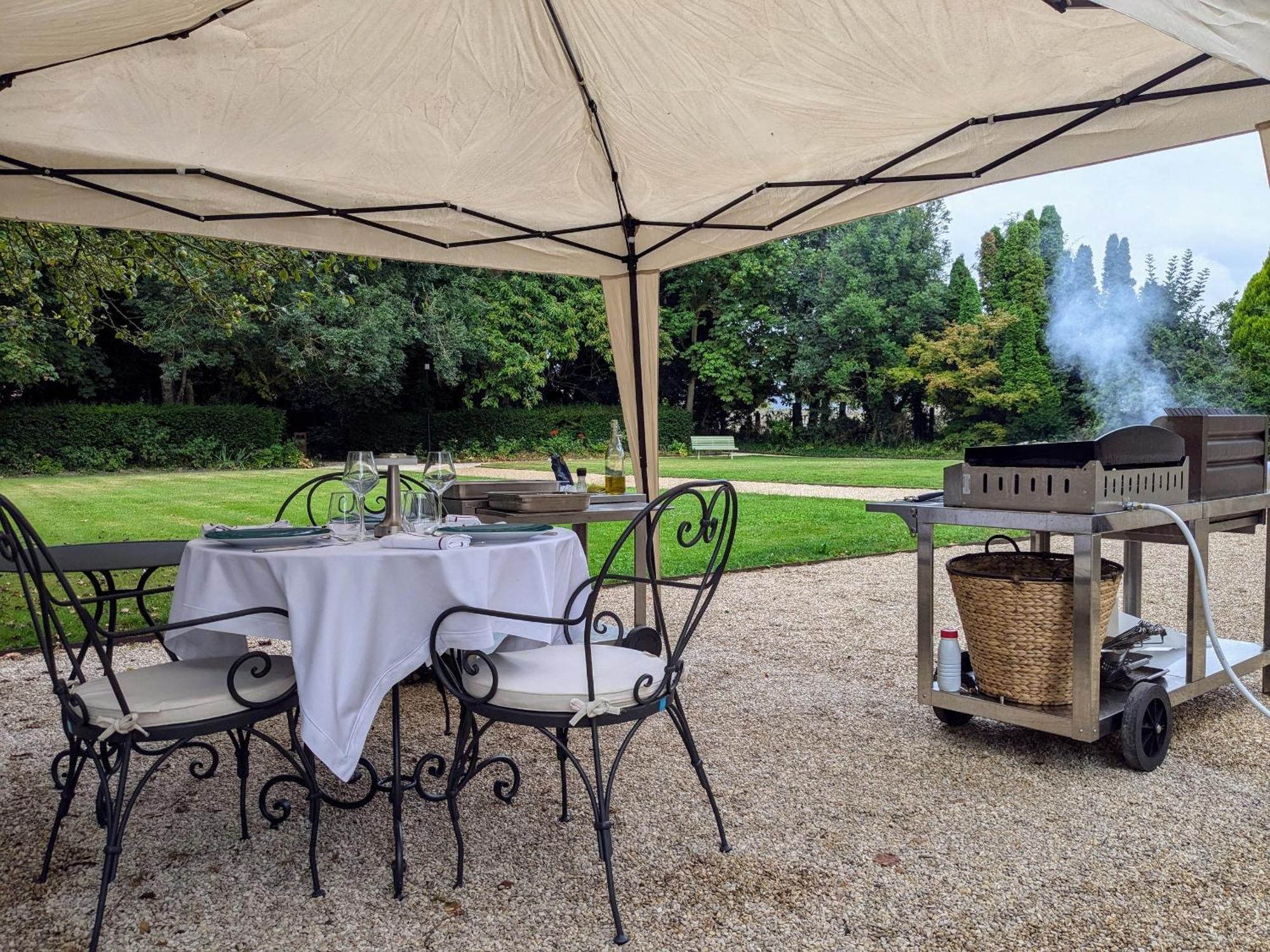 Hotel 4 Etoiles Chateau - Domaine De Coeurmandie Beny-sur-Mer Eksteriør bilde
